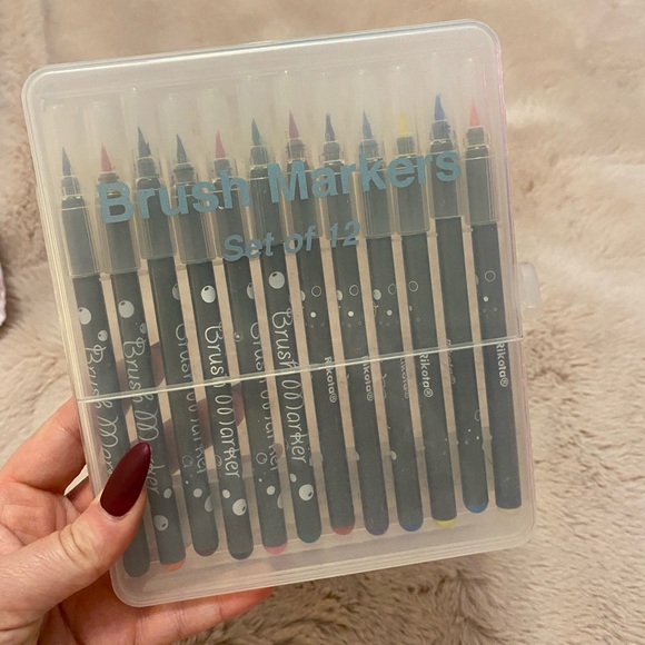 Ricotta Set of Twelve Brush Markers - Picture 2 of 4